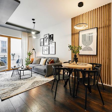 Main Station Art Apartment Krakow Dış mekan fotoğraf