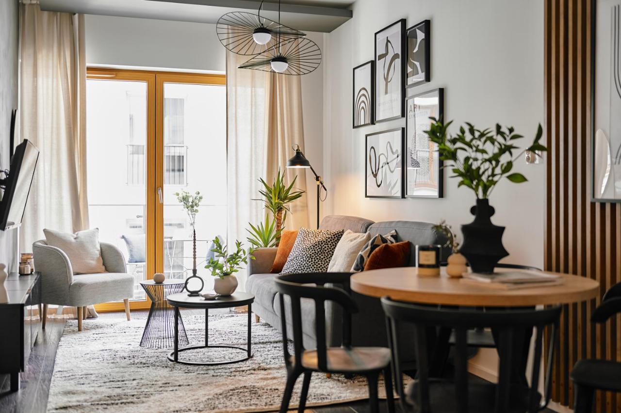 Main Station Art Apartment Krakow Dış mekan fotoğraf